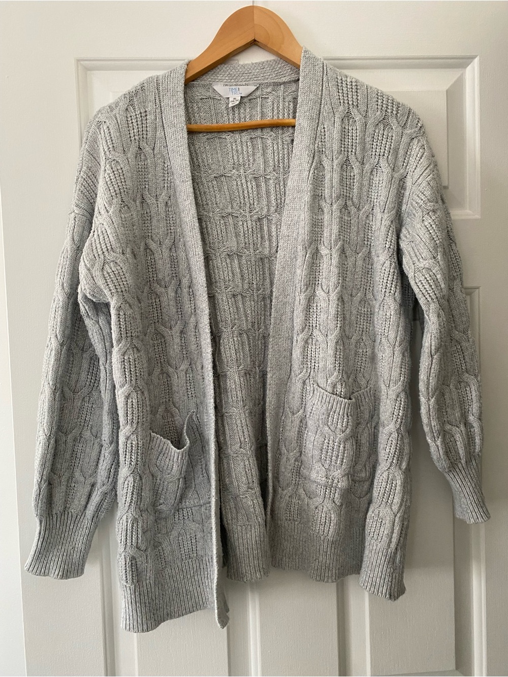 Time and Tru Light Gray Cable Knit Open Front Cardigan